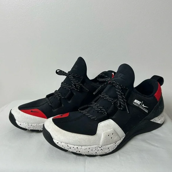 Men’s Nike Tech Trainer Sneakers Size 11 - Picture 3 of 9